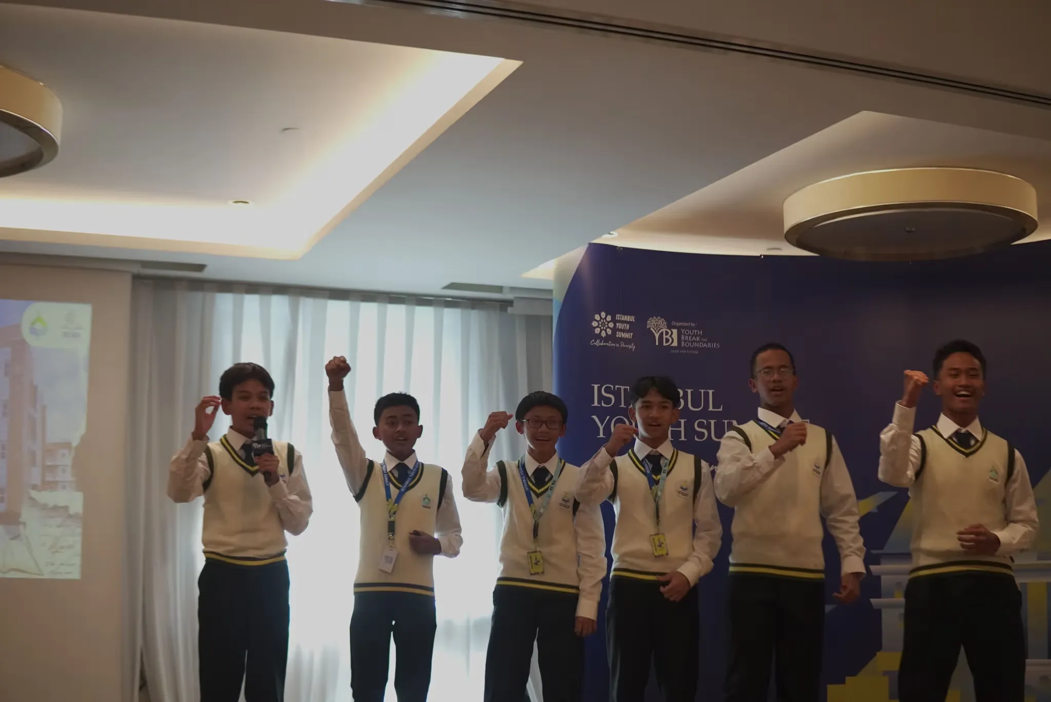 Istanbul Youth Summit (IYS) 2027 gallery photo 5 - Bamnang