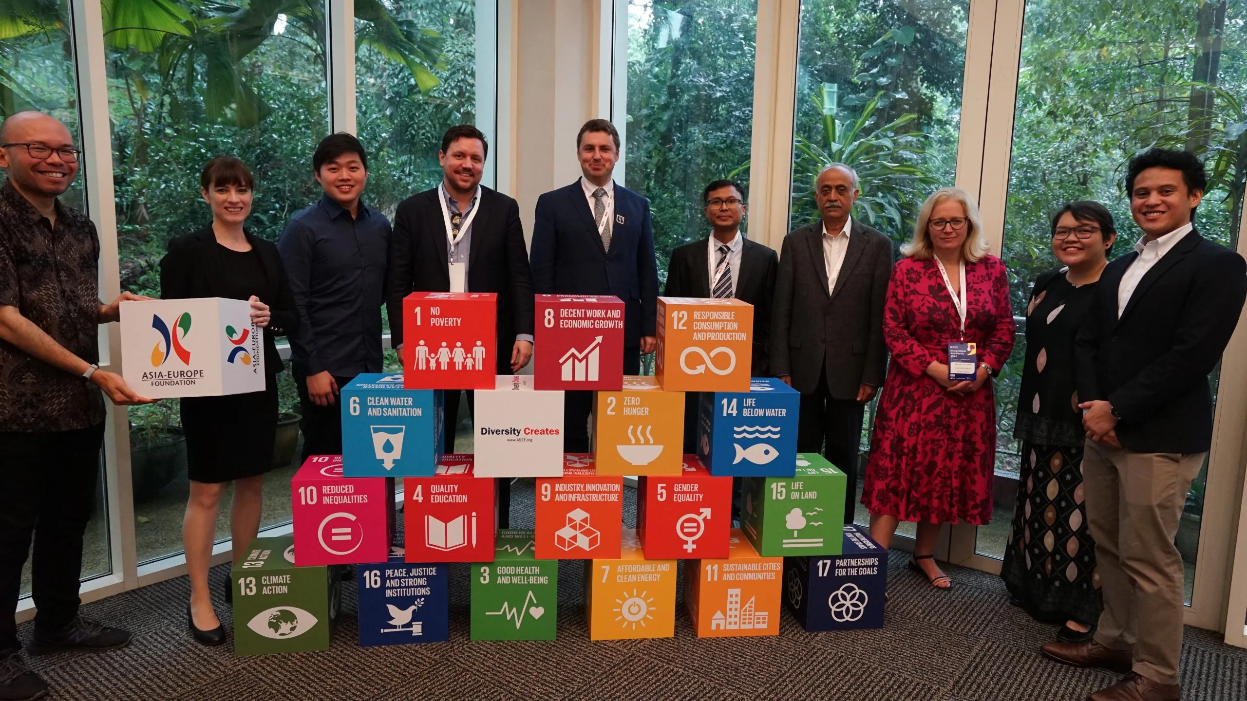 ASEF 30th Anniversary Logo Competition gallery photo 4 - Bamnang