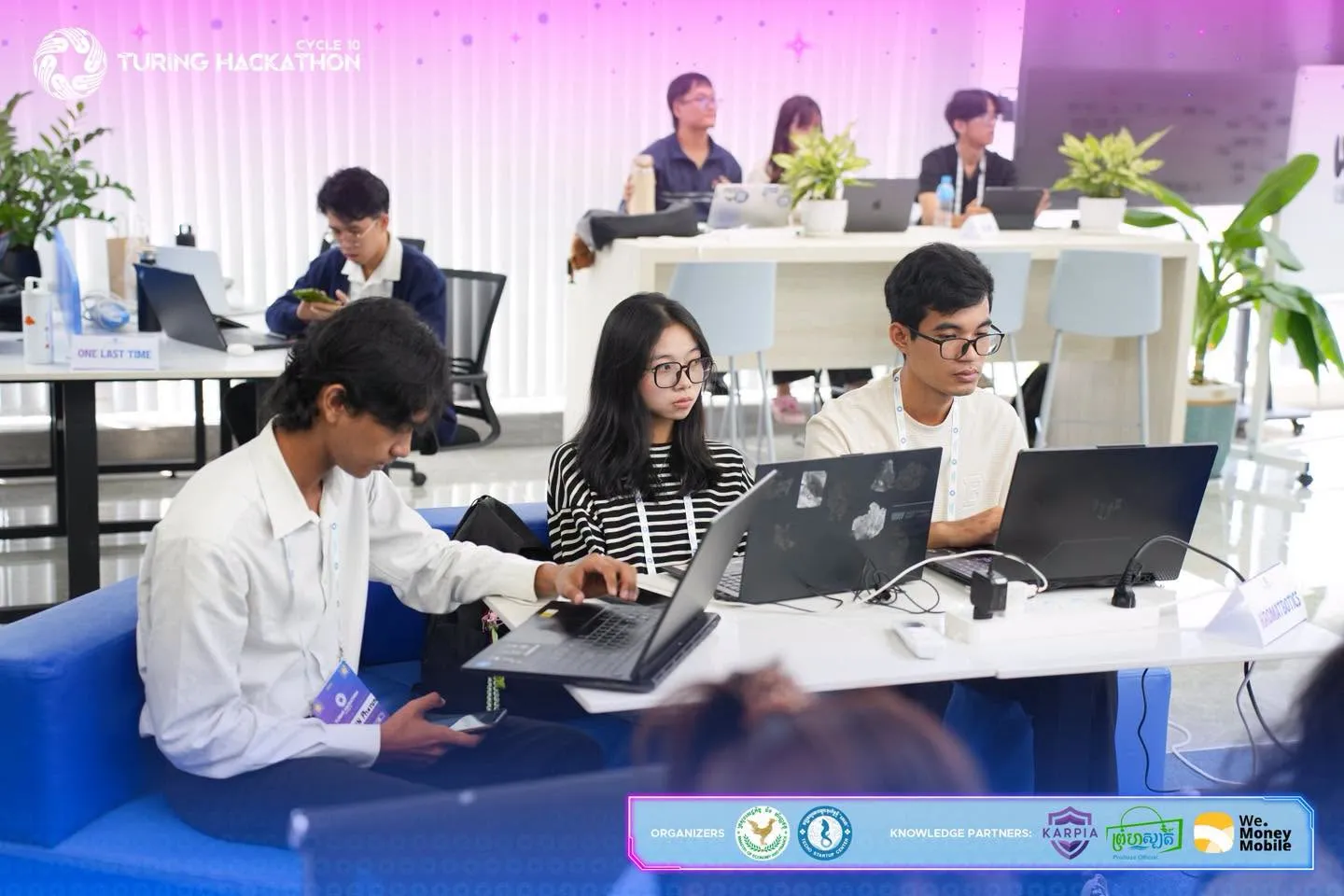 Turing Hackathon Cycle 11 gallery photo 2 - Bamnang