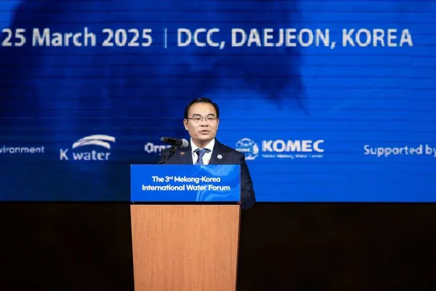 Youth Ambassador for the 4th Mekong-Korea International Water Forum gallery photo 1 - Bamnang