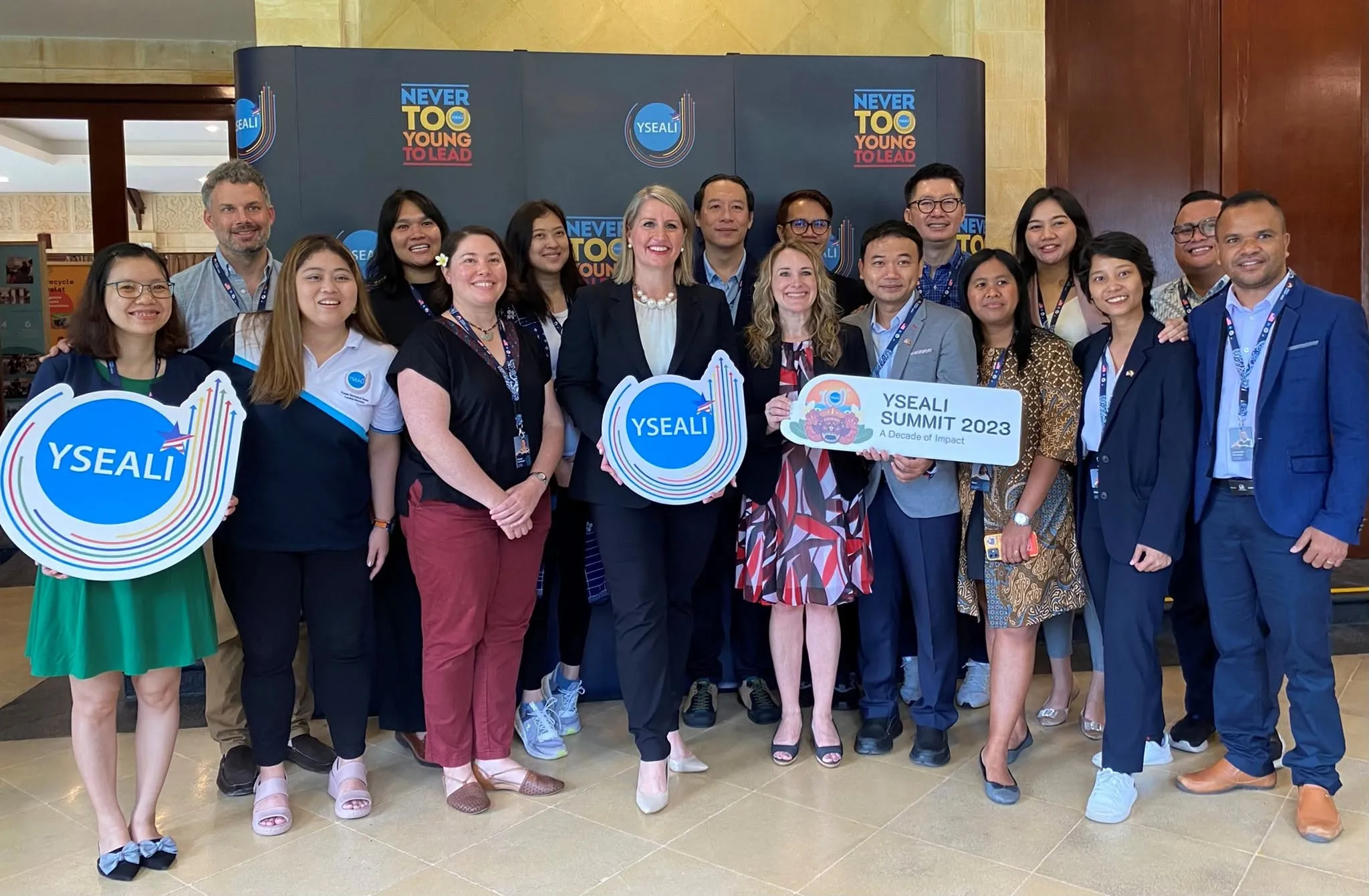 Young South East Asian Leaders Initiative (YSEALI) AFP 2027 gallery photo 4 - Bamnang