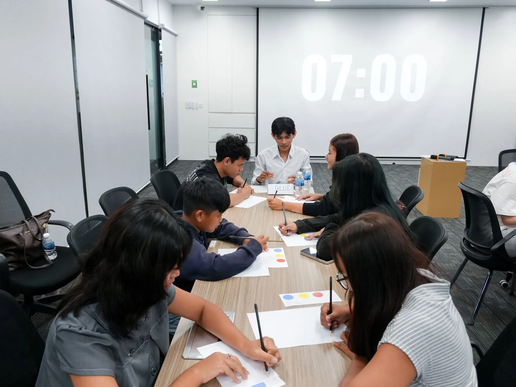 ONE BOOK PROJECT | VOLUNTEER RECRUITMENT   gallery photo 3 - Bamnang