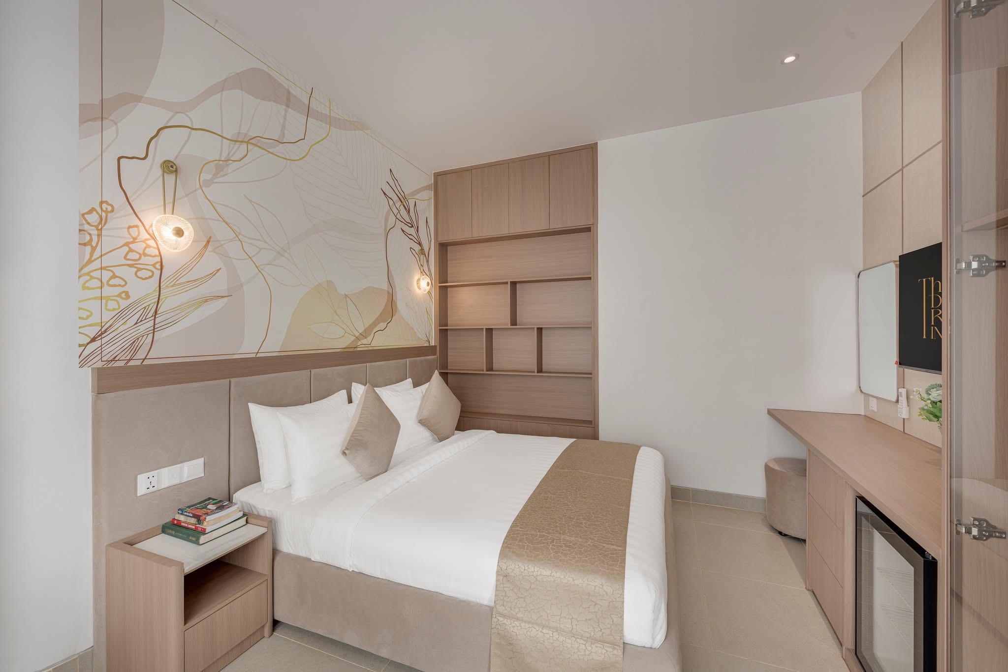 Aura co-living student room - Bamnang Aura room thumbnail - Student accommodation at Bamnang