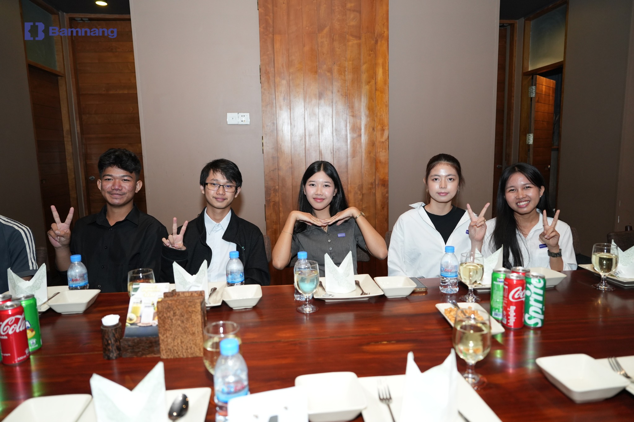 Meet & Greet with Mony 2025 gallery photo 4 - Bamnang