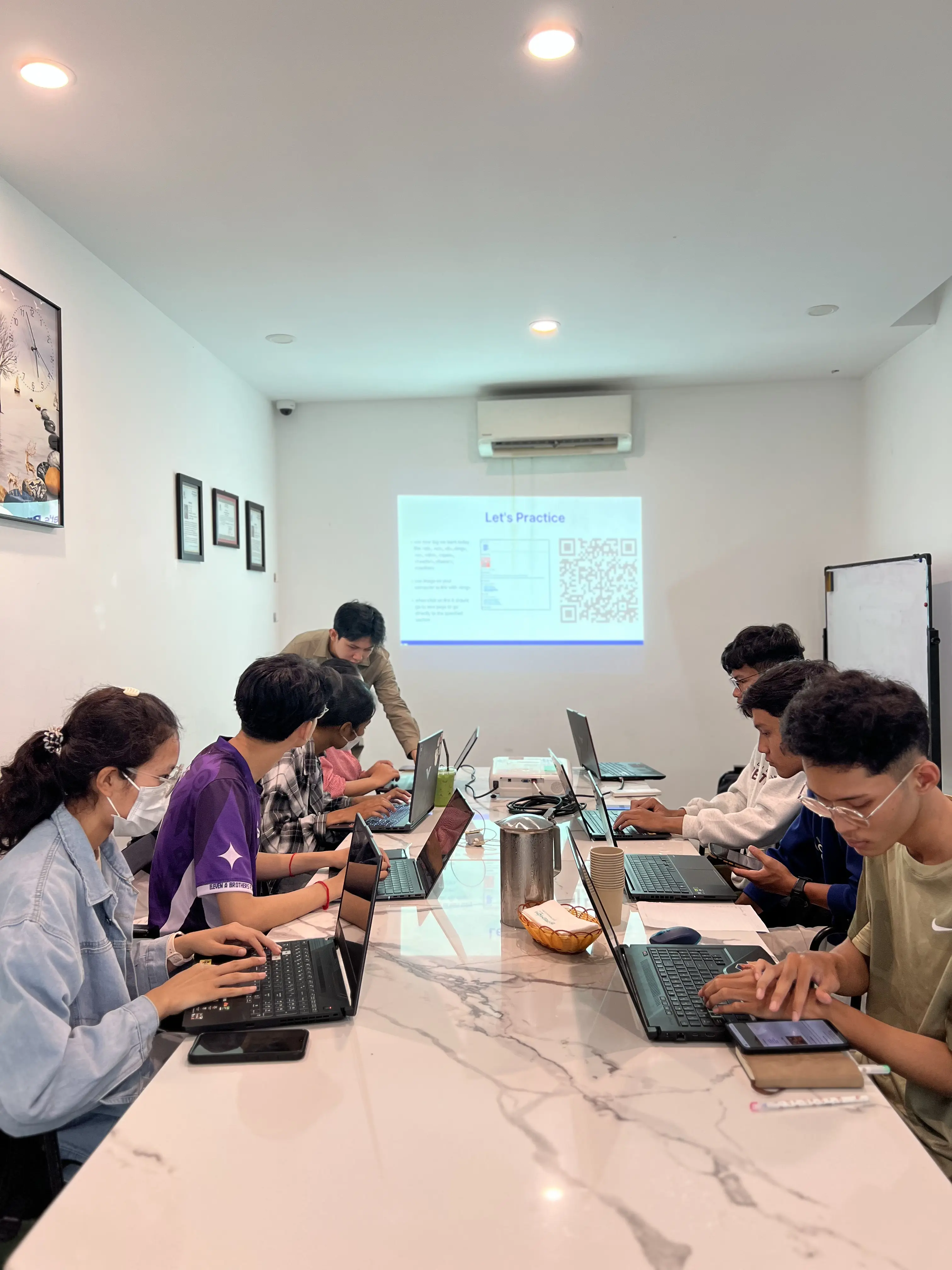 Coding Club: Coding With Me gallery photo 2 - Bamnang